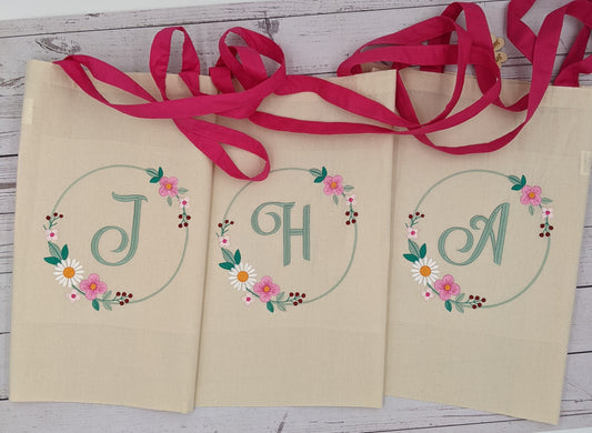 Personalised Monogramed Tote Bag | Bridesmaids Gift | Embroidered | Canvas | Tote Bag Gift | Long Handle Tote Bag | Initial Embroidered tote