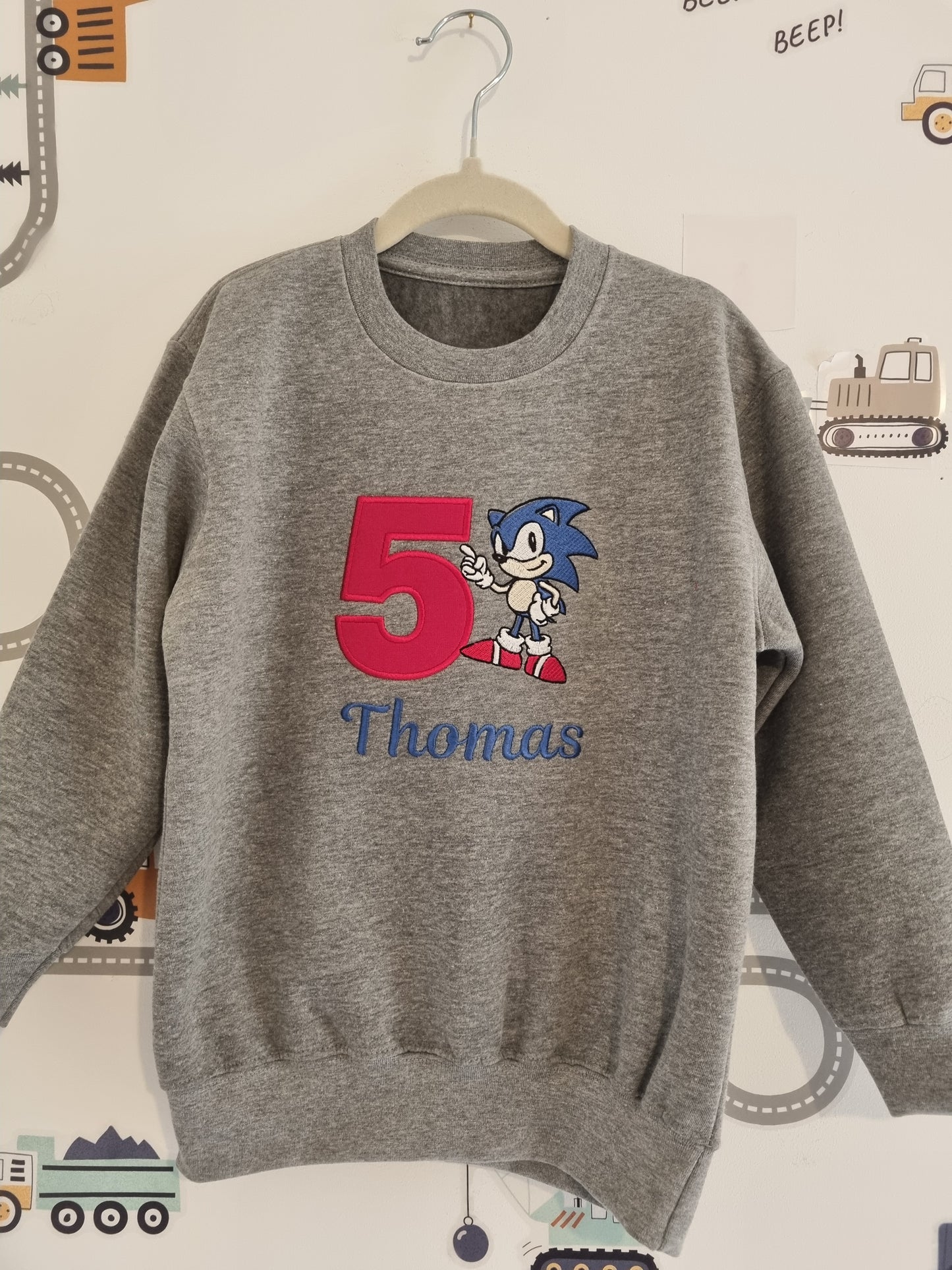 Sonic the hedgehog birthday Sweatshirt - Embroidery