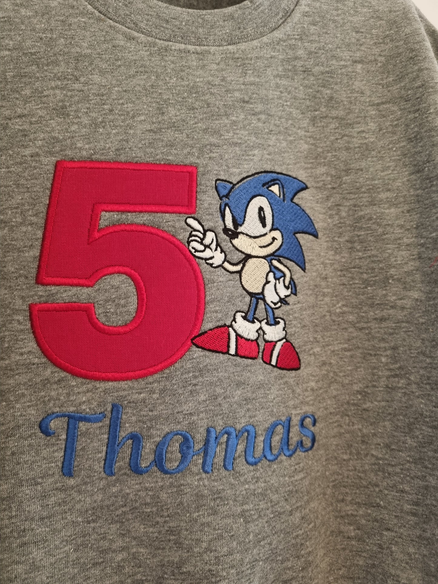 Sonic the hedgehog birthday Sweatshirt - Embroidery